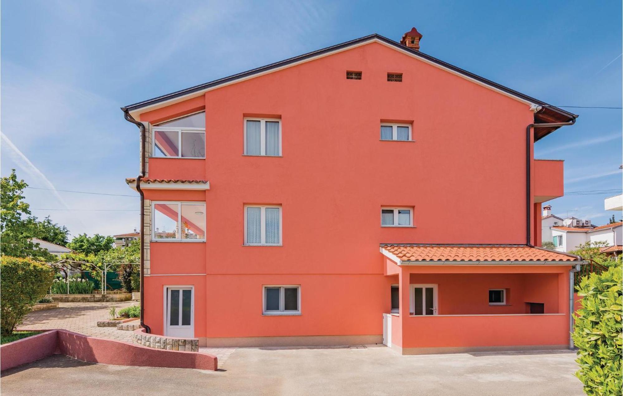 1 Bedroom Lovely Apartment In Rovinj Exteriér fotografie